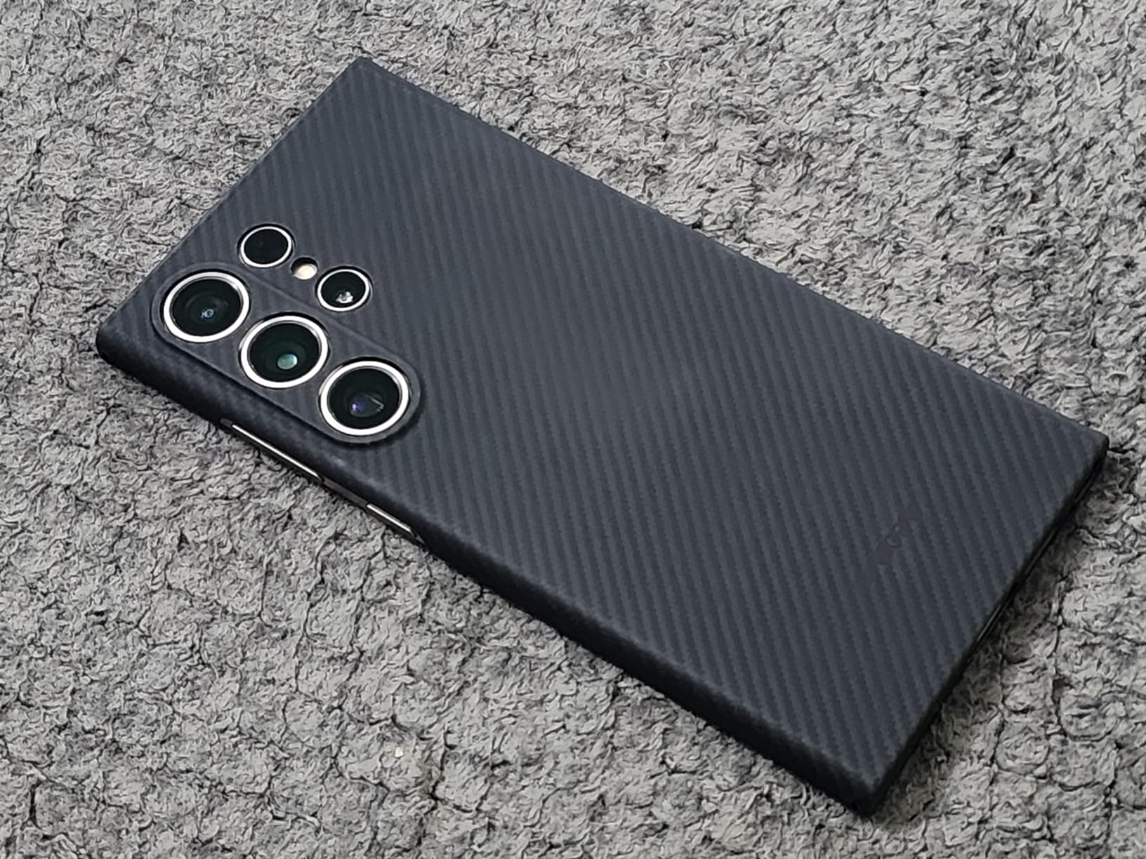 How is Thinborne Galaxy S24 Ultra Thin Case best compared to How is Thinborne Galaxy S24 Ultra Thin Case best compared to