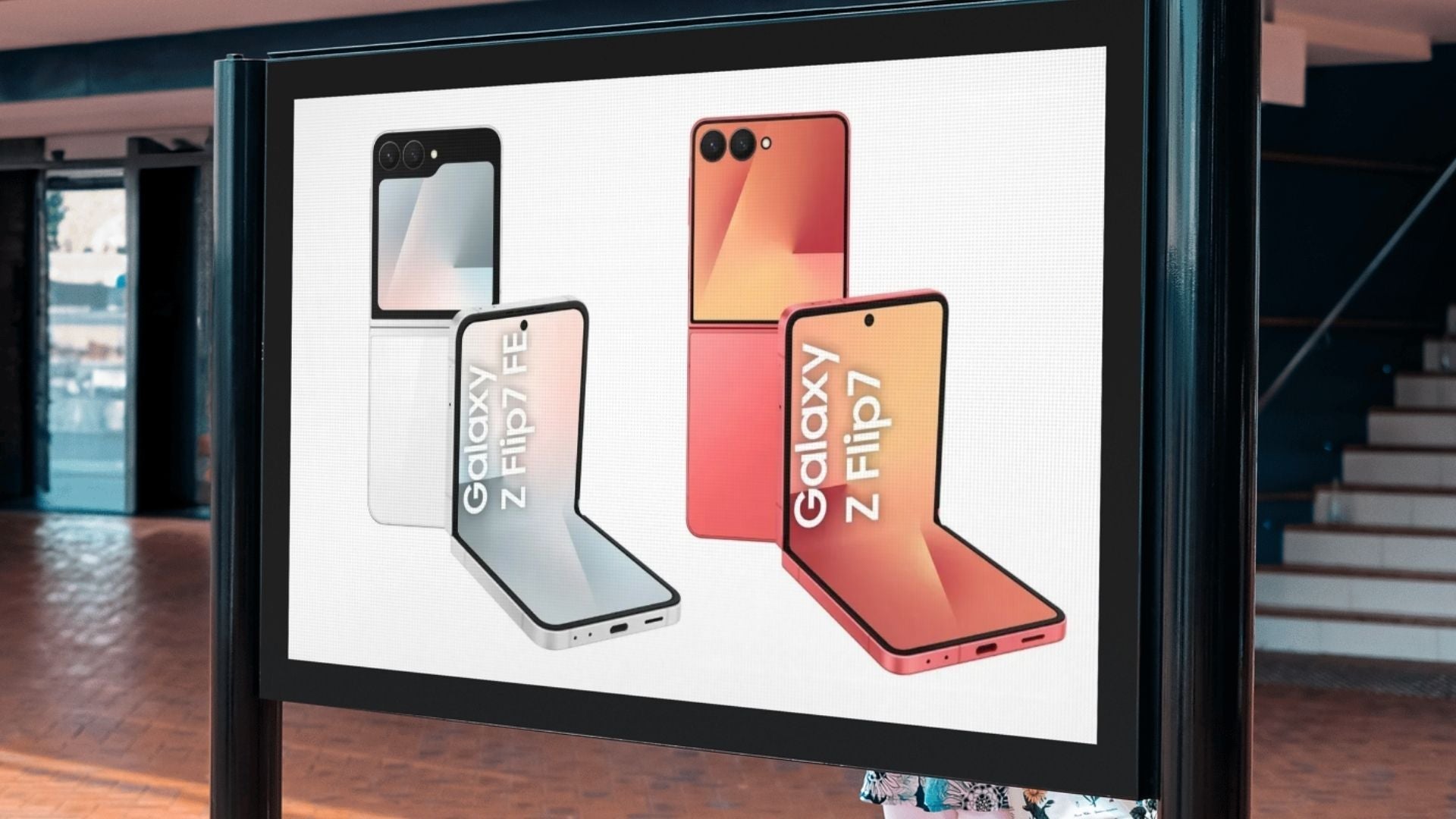 Galaxy Z Flip 7 FE vs Galaxy Z Flip 7 banner photo
