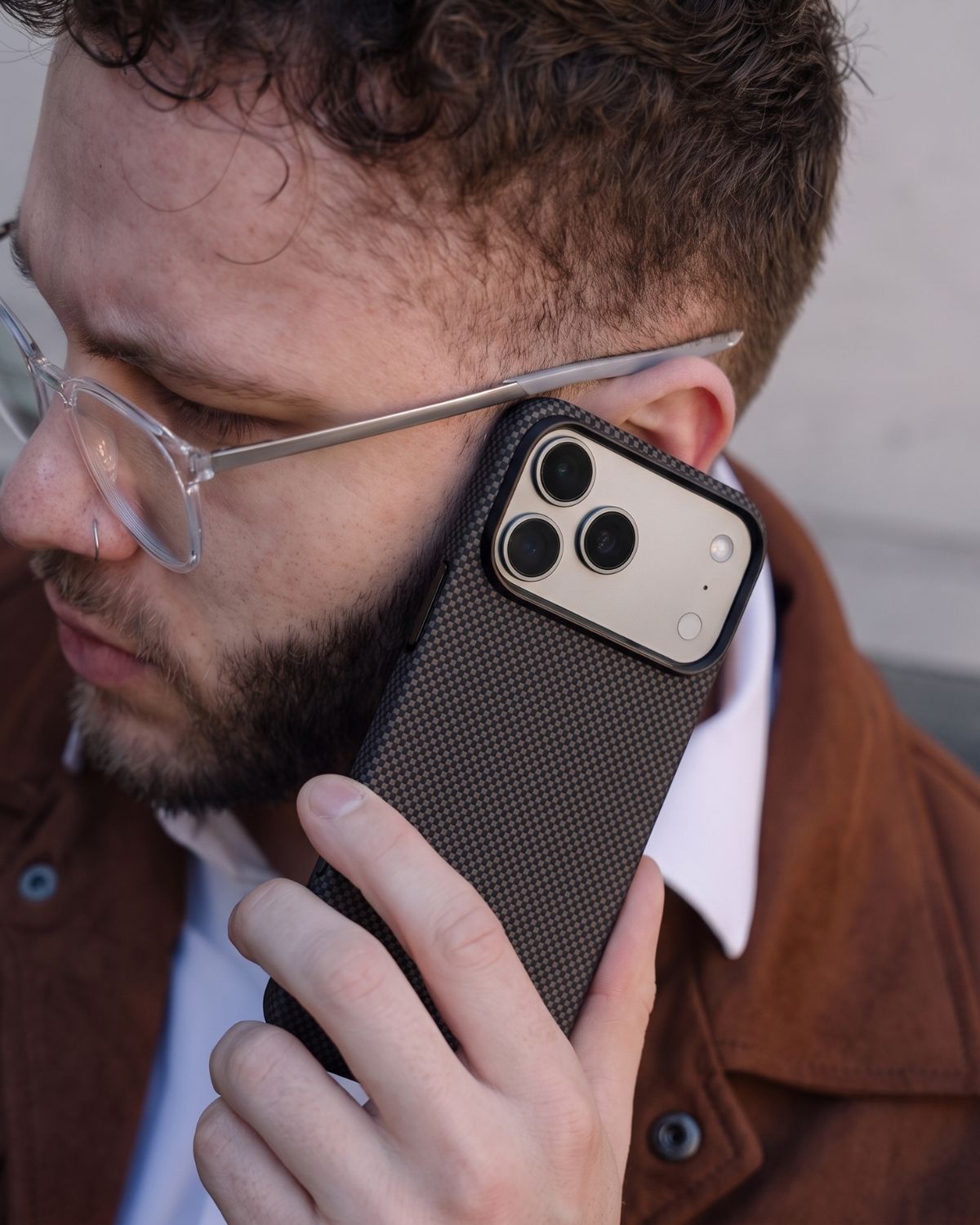 iPhone 18 Pro Max Case - Super Thin | Aramid Fiber | MagSafe - Brown|Black