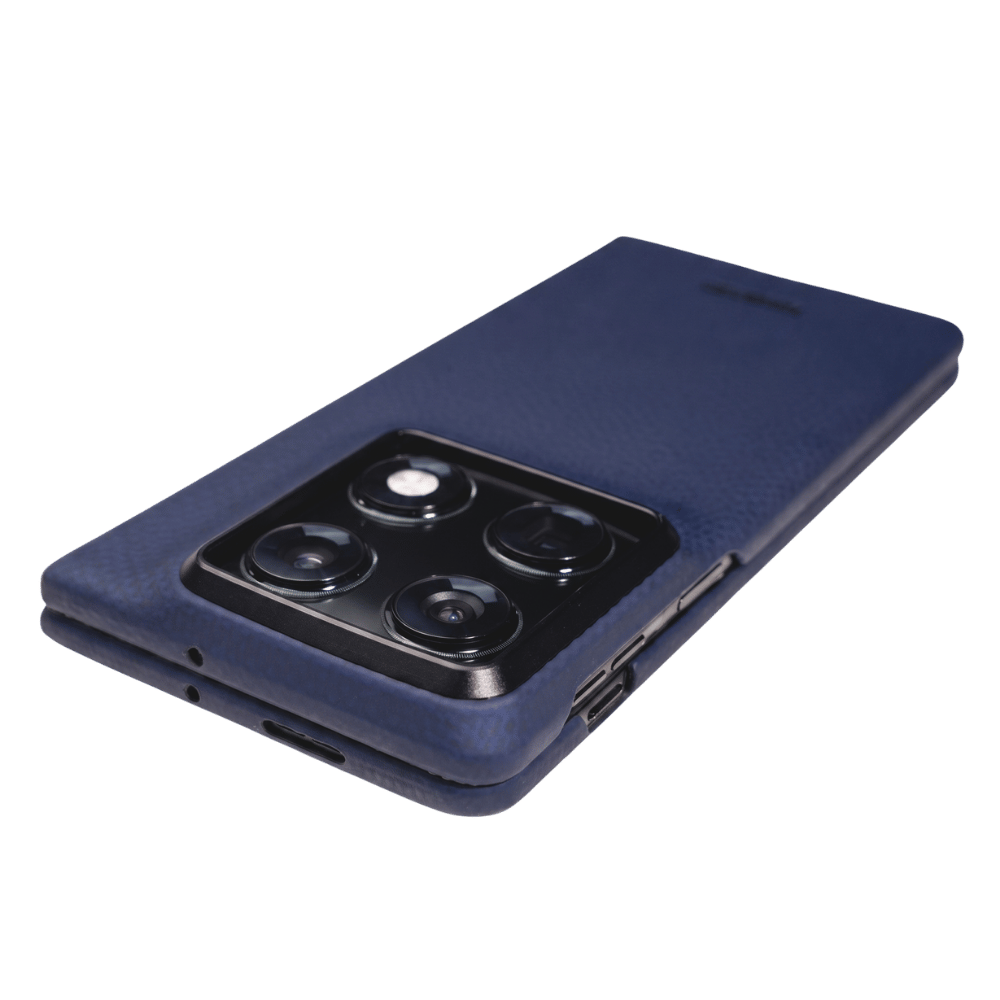 close shot of motorola razr fold with blue aramid fiber case
