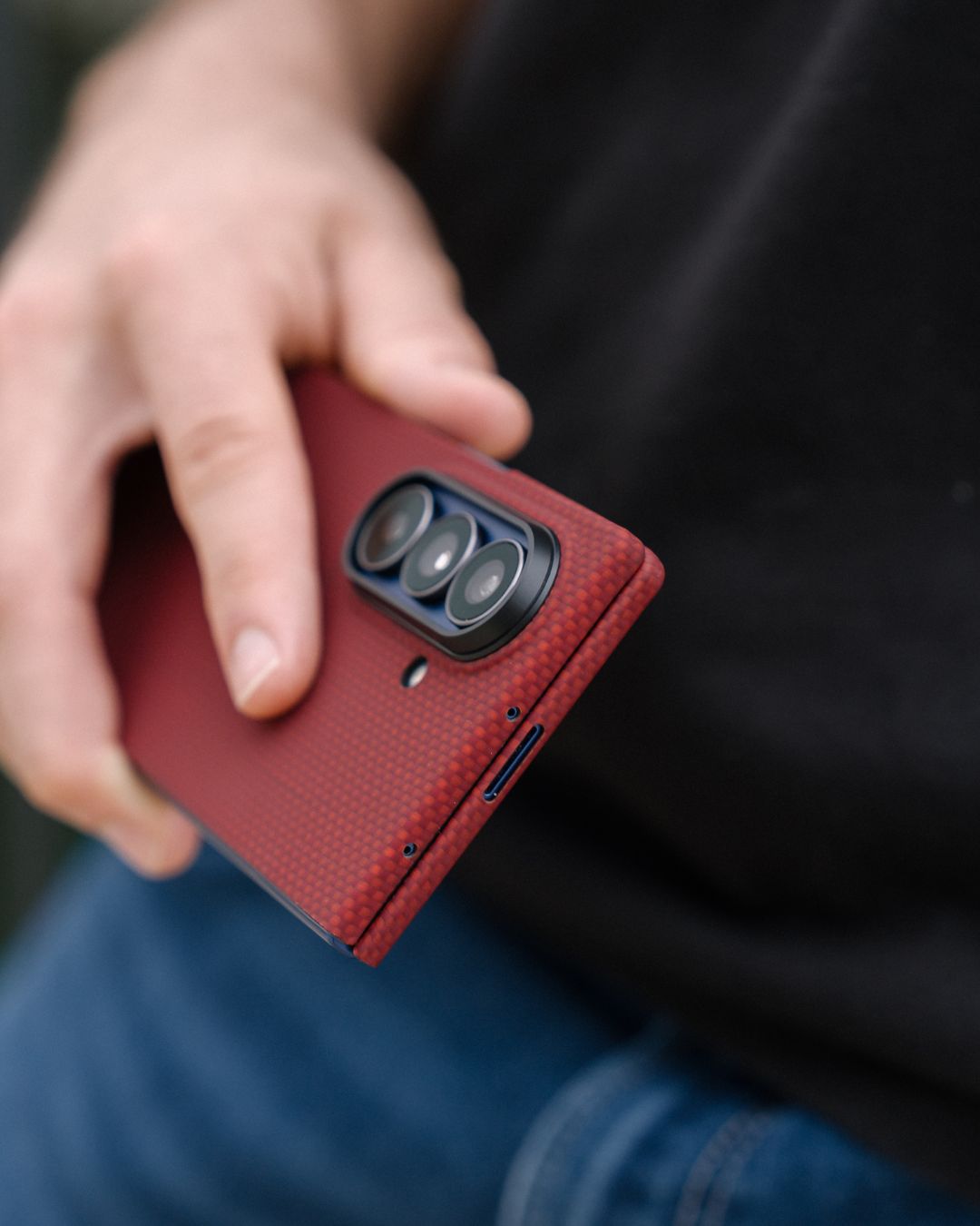 close short of galaxy z fold 7 case held by a hand